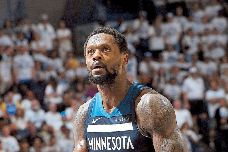 T’wolves oust Warriors, Celtics stay alive