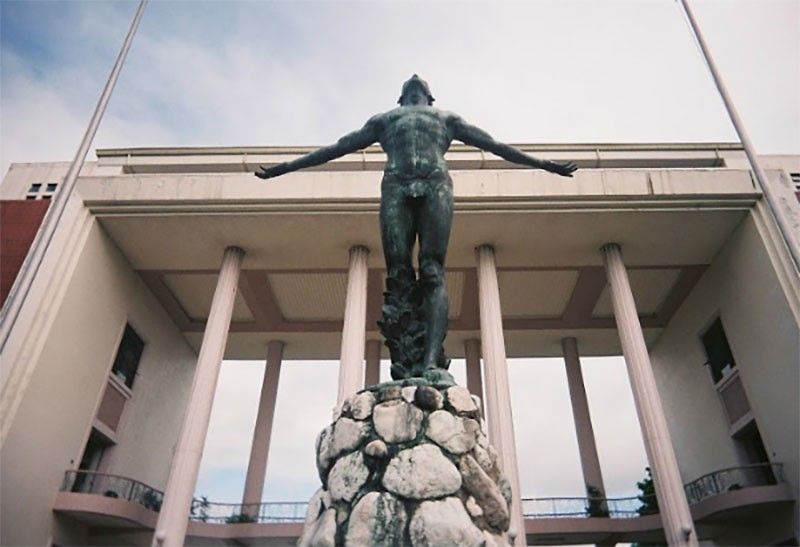Political detainee tops UP student council election