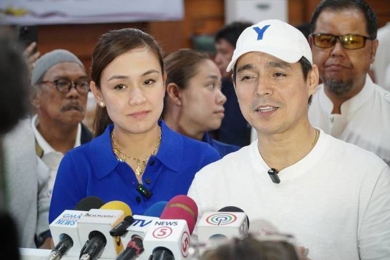 Isko sworn in as Manila mayor?
