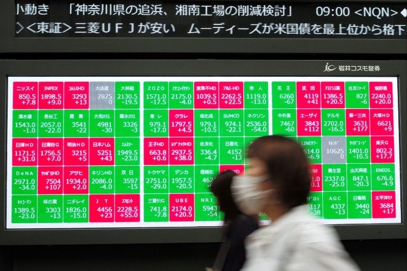 Stocks rebound as China cuts rates