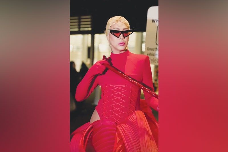 Vice Ganda, nagsuot ng abracadabra ni Lady Gaga