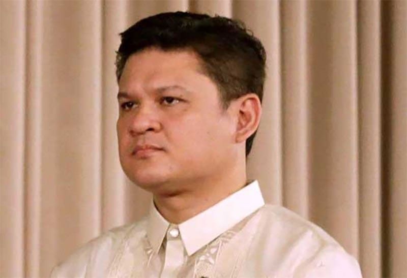 Polong, sons take oath of office