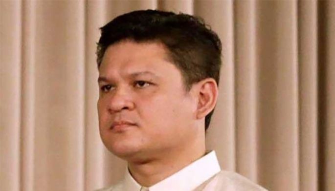 Polong, sons take oath of office