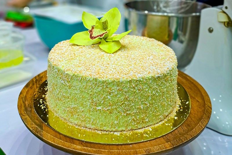 Recipe: Bake your own Pandan Chiffon Cake
