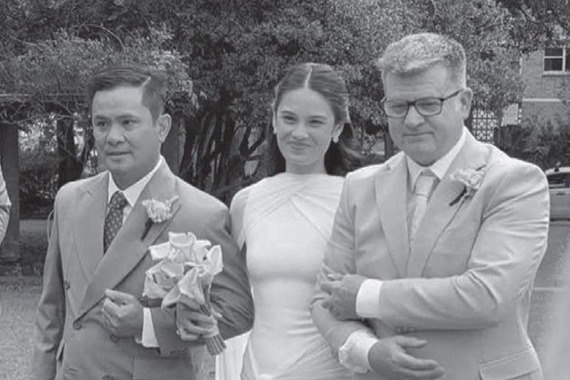 Ogie at mister ni Michelle inihatid si Leila sa altar