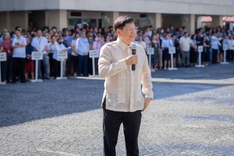 Lopez retirement brings Marcos' first Supreme Court appointment