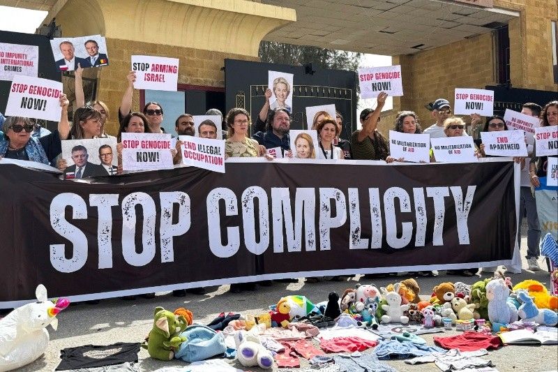 Thousands march in Rome to protest 'complicity' on Gaza war