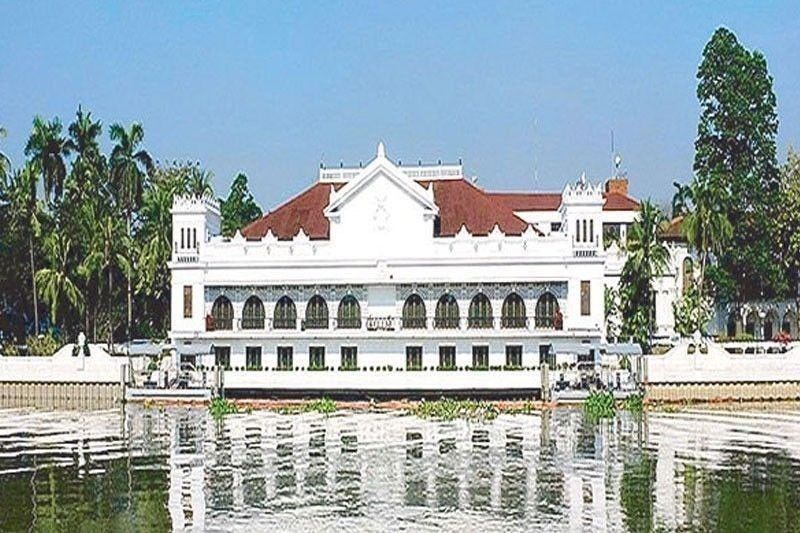 Palace declares holidays in 4 areas