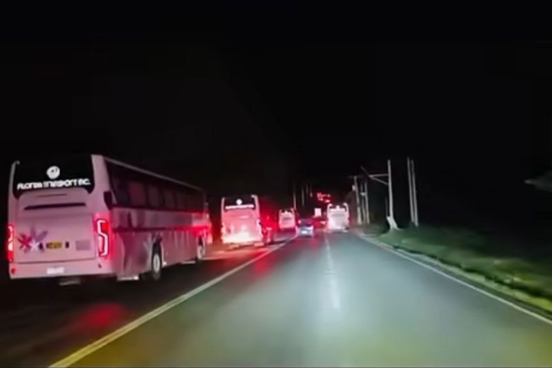 Florida buses suspended for racing