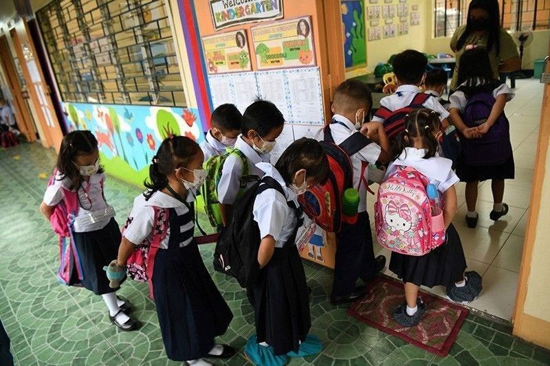 Mandaue schools expect rise in kinder enrollment
