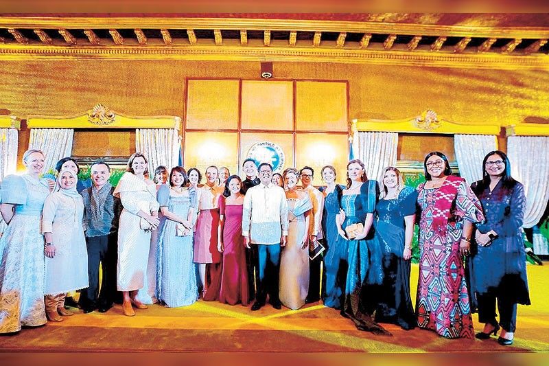Pinoy artistry shines at vin d’honneur