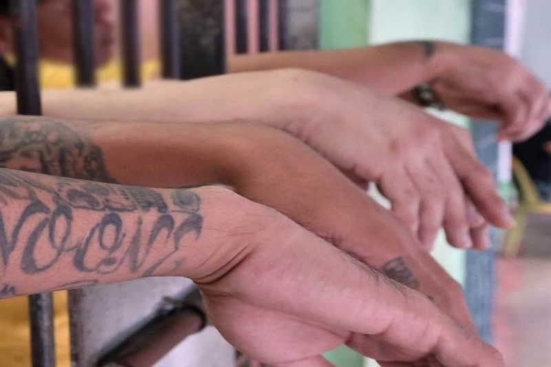 2 bugaw timbog ng NBI, 11 nasagip!