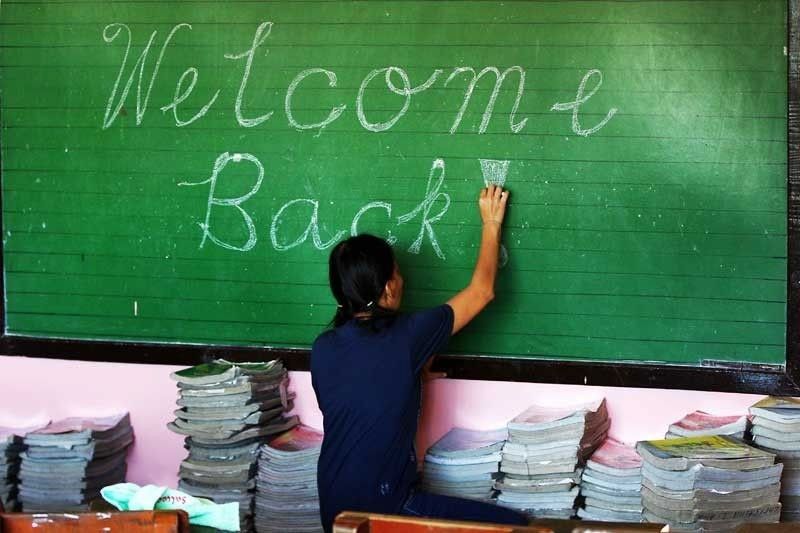 27 milyong mag-aaral, balik-eskwela na