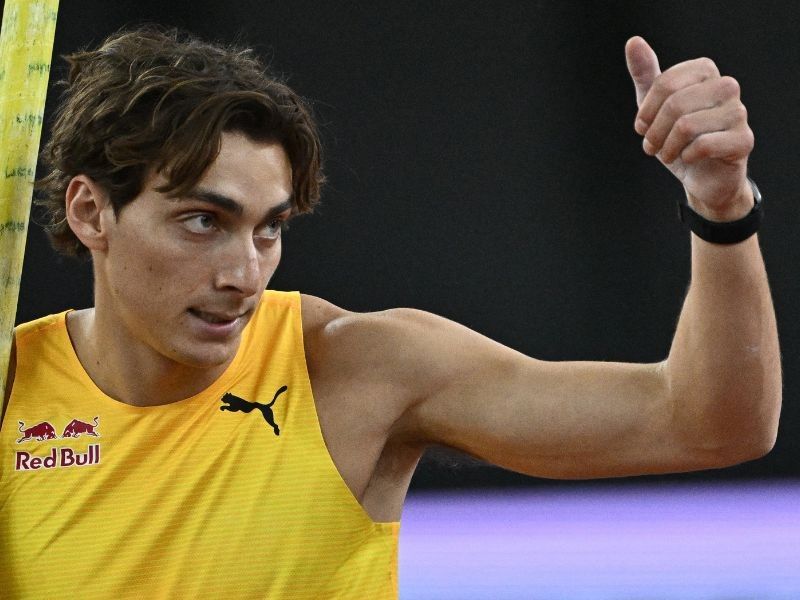 'Magical' Duplantis smashes own pole vault world record anew in Stockholm