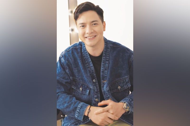 Alden, palihim ang iyak nung pumasok sa vietnal filmfest!