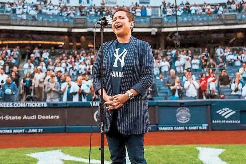 Lea, kinabiliban ng American crowd