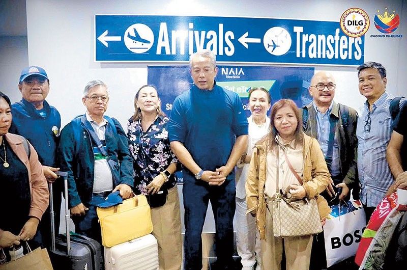 Government Execs stranded in Israel back in Philippines