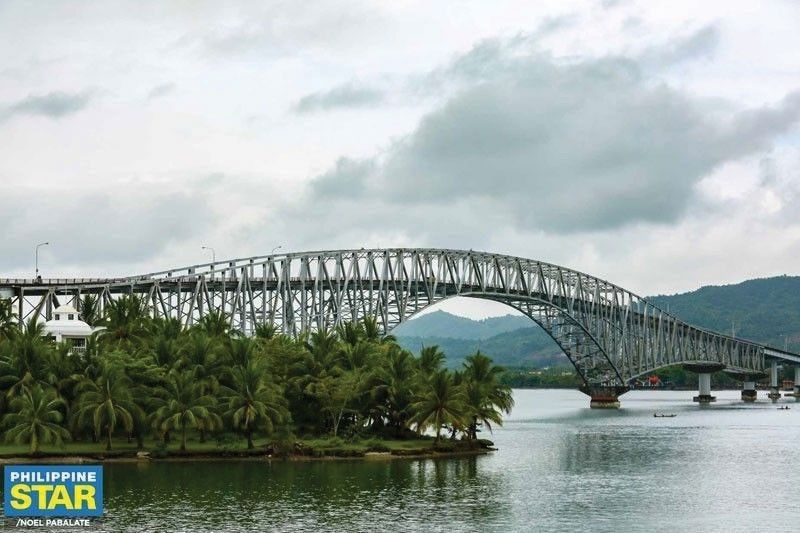 Tourism ad on San Juanico Bridge irritates VP Sara