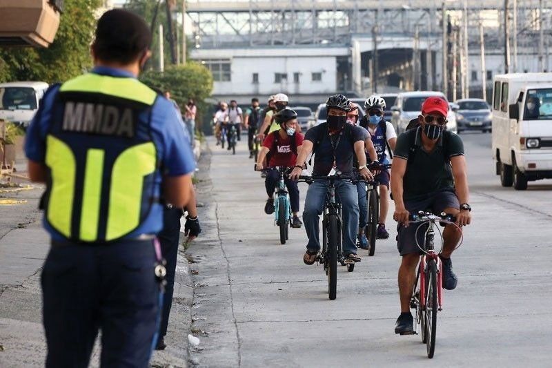 Narrow bike lane along Commonwealth Avenue eyed