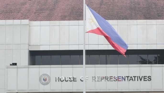 Atty. Kapunan nagboluntaryo sa House prosecution team