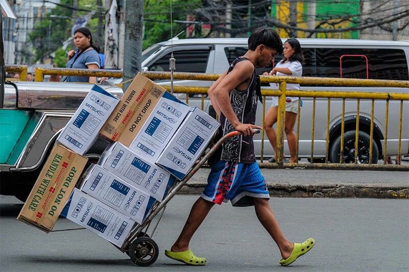 Higher Metro Manila inflation possible after P50 wage bump, says PSA