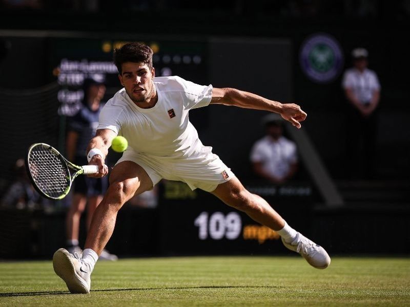 Alcaraz, Sabalenka stay safe
