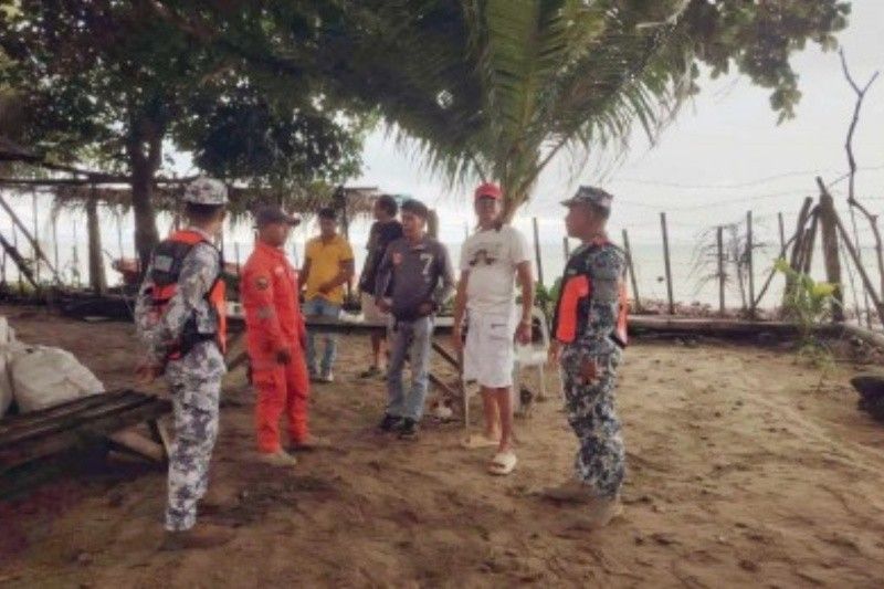 Philippine Coast Guard: 181 stranded in 3 ports due to ‘Crising’