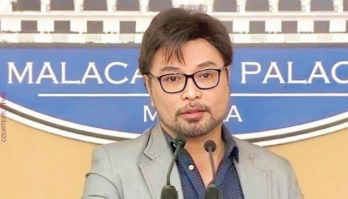 Ex-OWWA chief, 2 others face graft raps