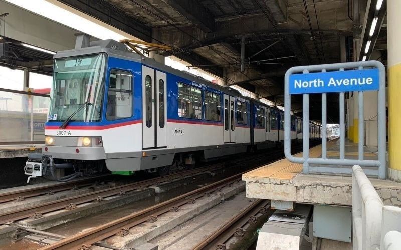 DOTr: MRT-3 walkway vendors pay P90K rent