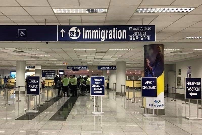 2 Chinese dinakip sa pekeng exit clearance