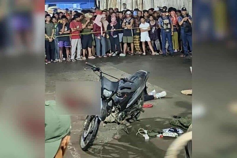 CAFGU member, ginang, utas sa ambush