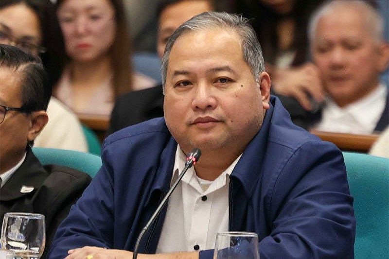 Ex-District Engineer ng Bulacan itinangging bahagi ng ‘Guni-Guni Projects’