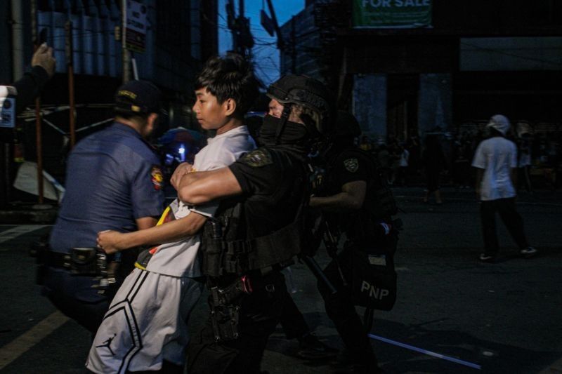 Fact check: Police dispersal, arrest of protesters during Sept. 21 protests reported by media