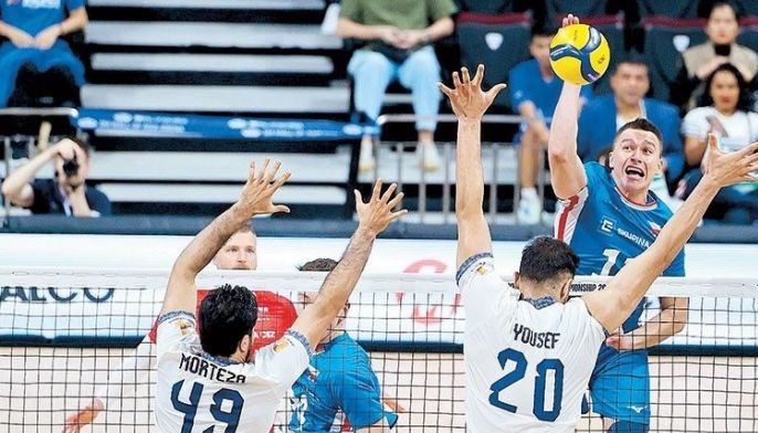 Hot Czechs roar on