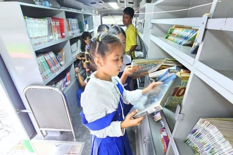 ‘Mobile library’ naglibot sa Cotabato