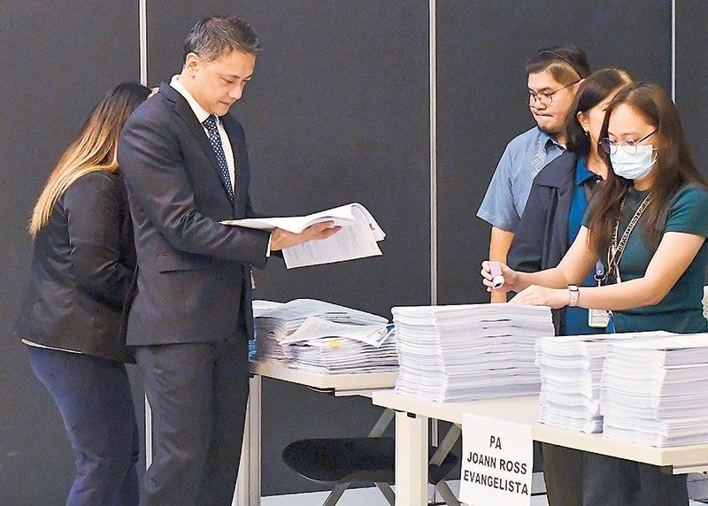 BIR to probe pols&acirc;�� lifestyles; Discayas face P7 billion tax case