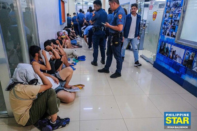 Released minors in riots perform community service