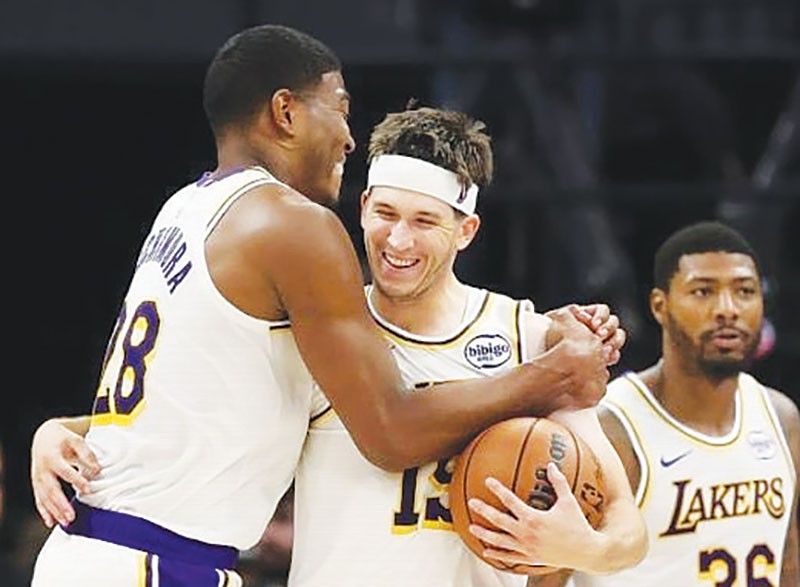 Kings giba sa 51-pts ni Reaves