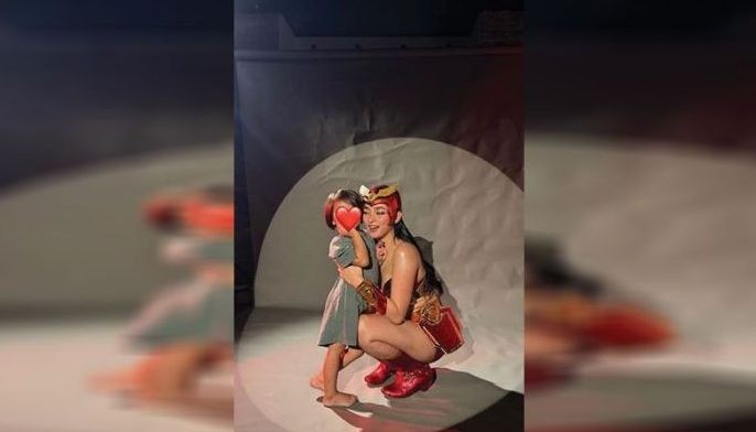 AJ nag-ala Darna, nilabas ang anak nila ni Aljur?!