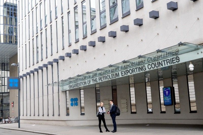 OPEC+ looks set to further hike oil output