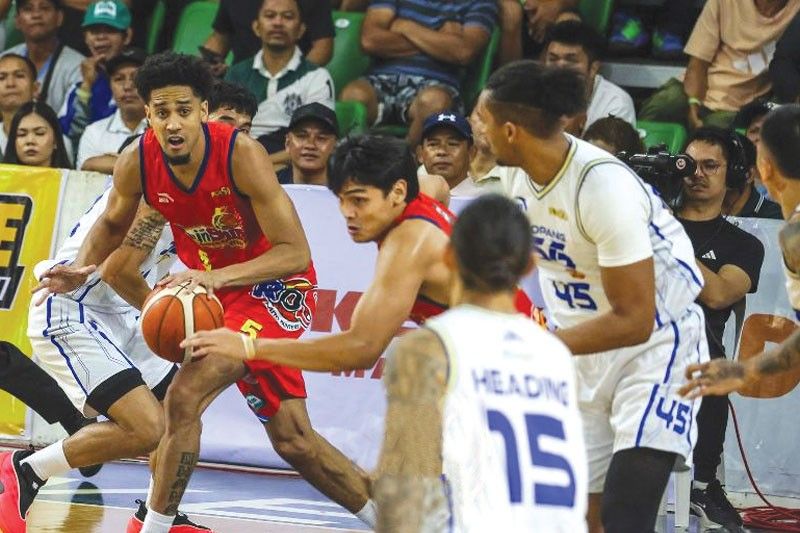 Elasto Painters miangkon sa solong liderato