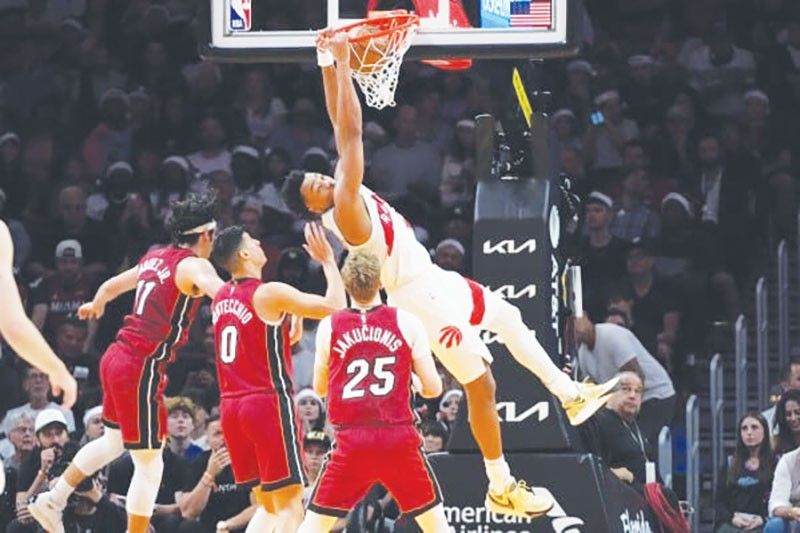 Heat nanlamig sa Raptors