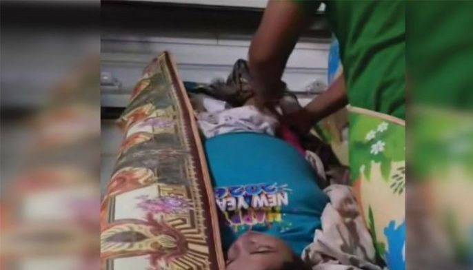 Babae utas sa tuklaw ng King Cobra