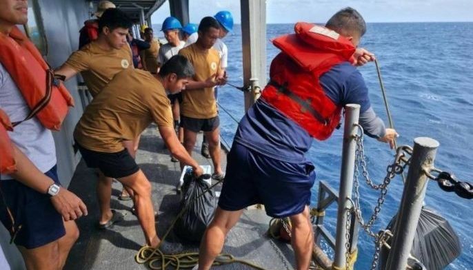 Media Noche in West Philippine Sea: How the Navy marked New Year