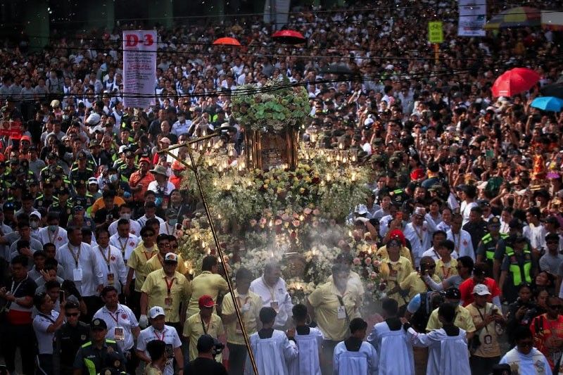 Almost 2 million join Solemn Procession: Faith, devotion