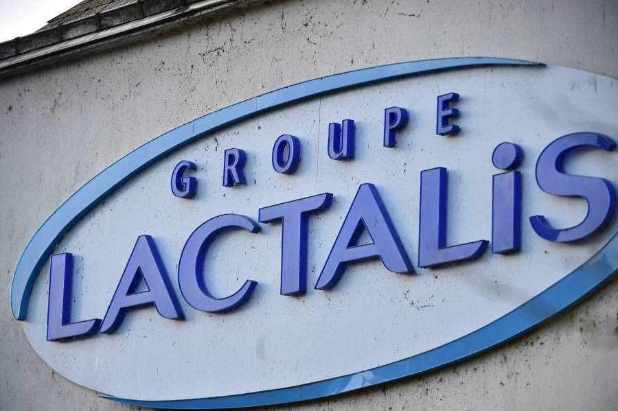 France probes deaths of two babies after powdered milk recall