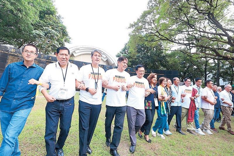 Pangilinan, De Lima named Liberal Party leaders
