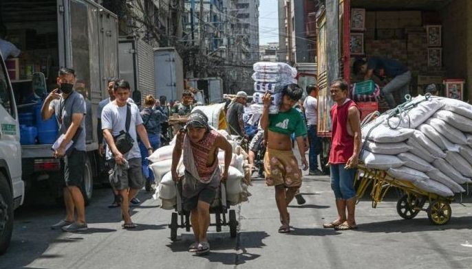 How political dynasties hurt the local economy