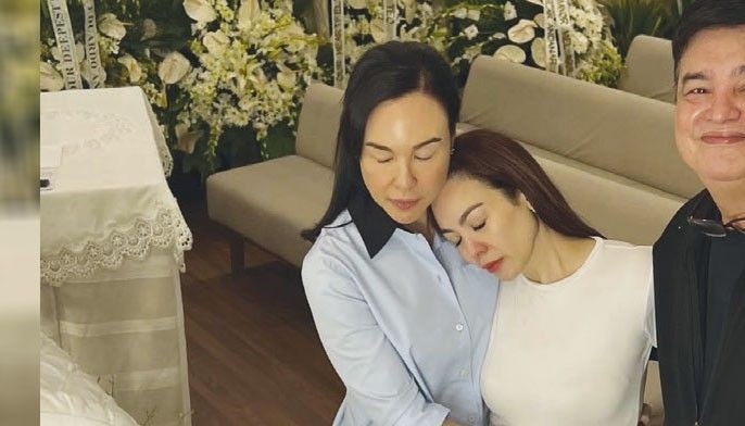 Greta nagpakita sa burol ng ina, jowa ni Claudine present din!