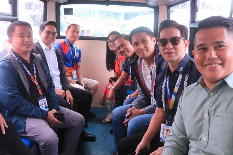 Mandaue rolls out first route of Libreng Sakay
